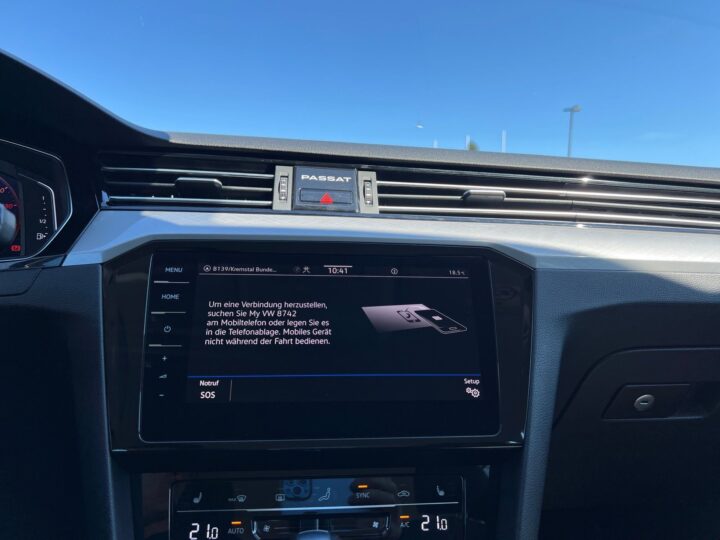 Abbildung Fahrzeugdetailansicht Volkswagen Passat Variant - Nr. 22