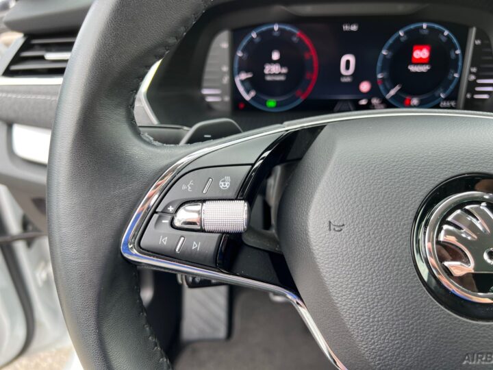 Abbildung Fahrzeugdetailansicht Skoda Octavia - Nr. 29
