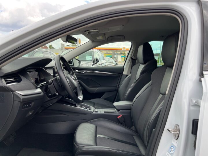 Abbildung Fahrzeugdetailansicht Skoda Octavia - Nr. 12