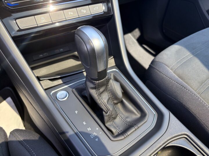 Abbildung Fahrzeugdetailansicht Volkswagen Touran - Nr. 24