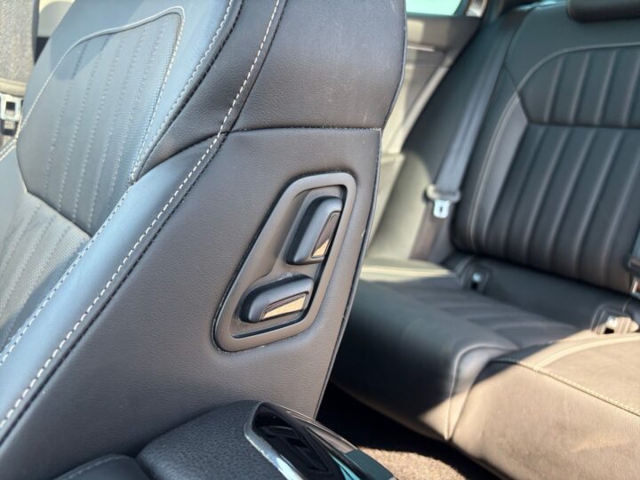 Abbildung Fahrzeugdetailansicht Skoda Superb - Nr. 31