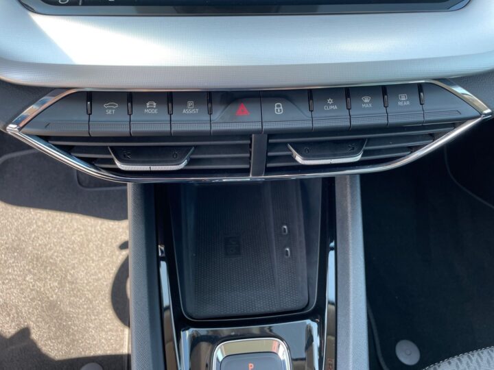 Abbildung Fahrzeugdetailansicht Skoda Octavia - Nr. 27