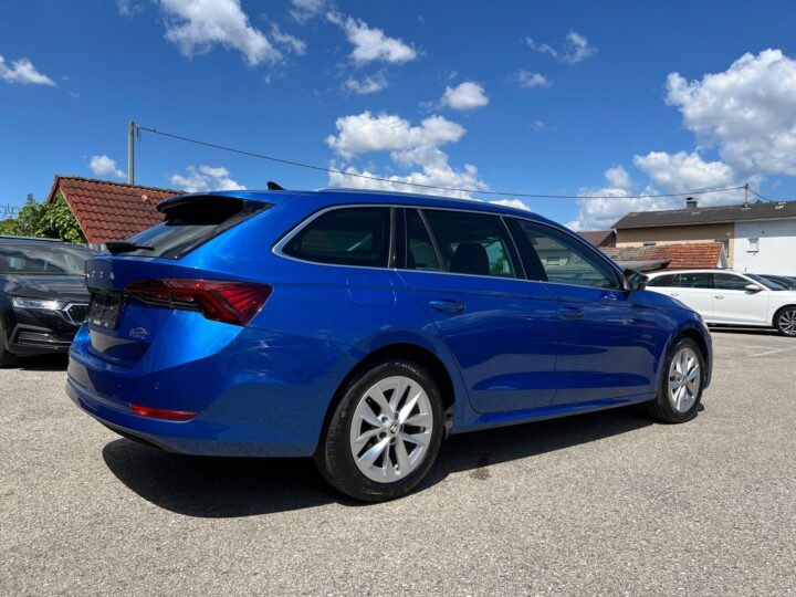 Abbildung Fahrzeugdetailansicht Skoda Octavia - Nr. 2
