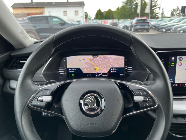 Abbildung Fahrzeugdetailansicht Skoda Octavia - Nr. 15
