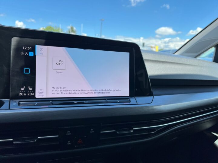 Abbildung Fahrzeugdetailansicht Volkswagen Golf Variant - Nr. 21
