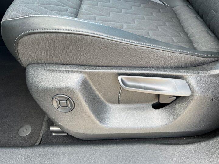 Abbildung Fahrzeugdetailansicht Volkswagen Tiguan - Nr. 31
