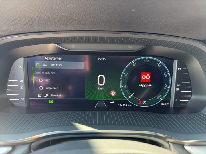 Abbildung Fahrzeugdetailansicht Skoda Octavia - Nr. 17