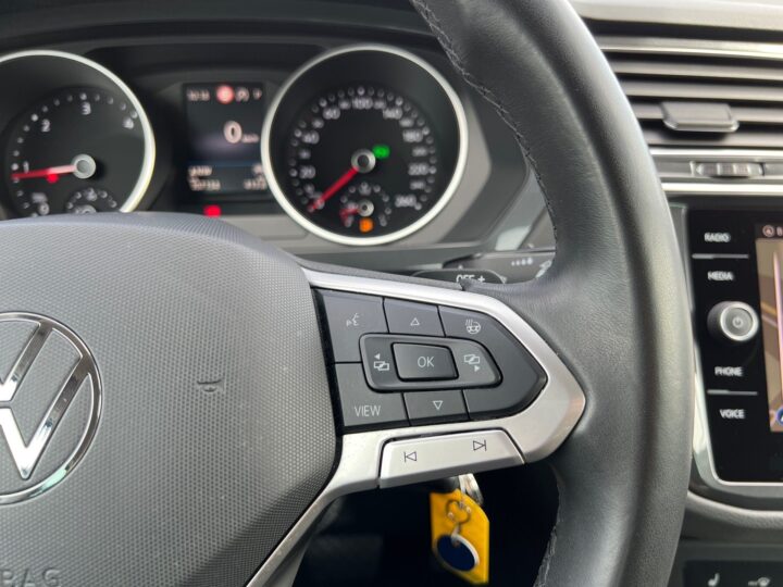 Abbildung Fahrzeugdetailansicht Volkswagen Tiguan - Nr. 38