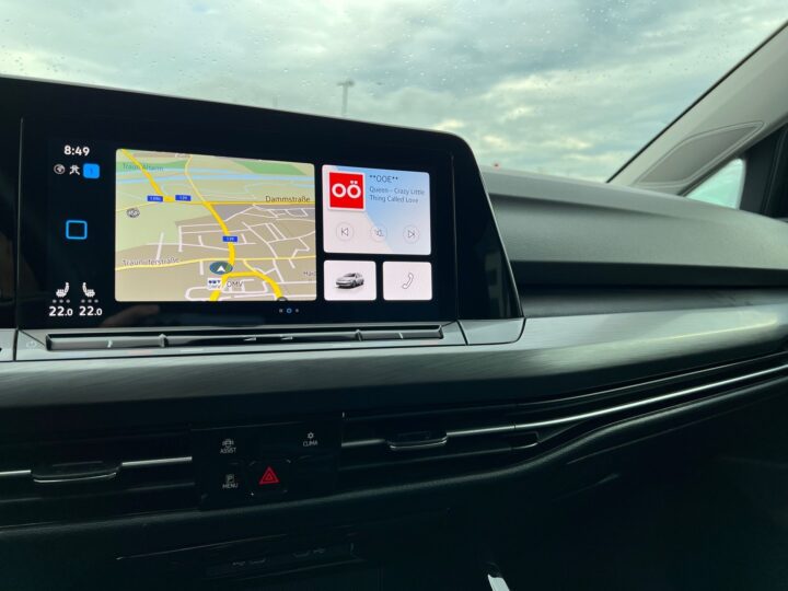 Abbildung Fahrzeugdetailansicht Volkswagen Golf Variant - Nr. 26