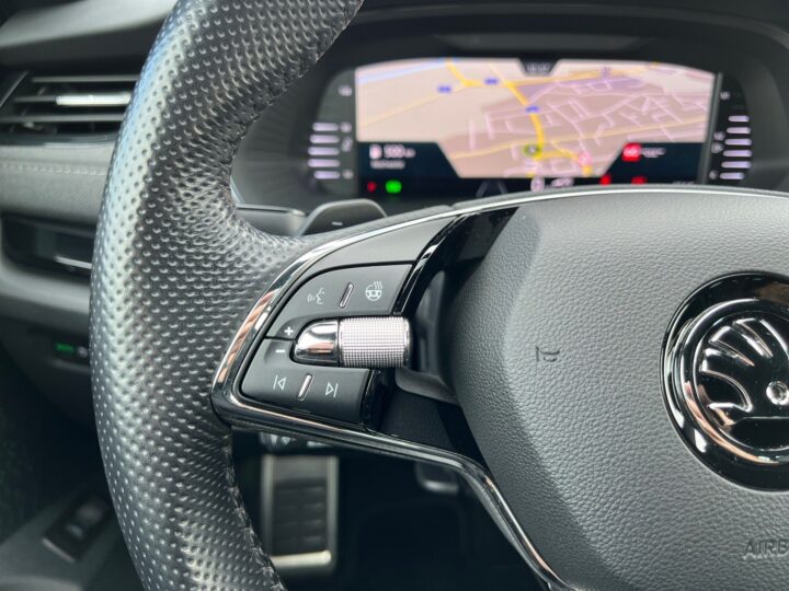 Abbildung Fahrzeugdetailansicht Skoda Octavia - Nr. 44