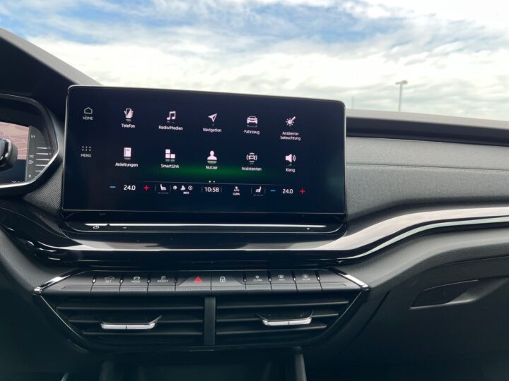 Abbildung Fahrzeugdetailansicht Skoda Octavia - Nr. 18