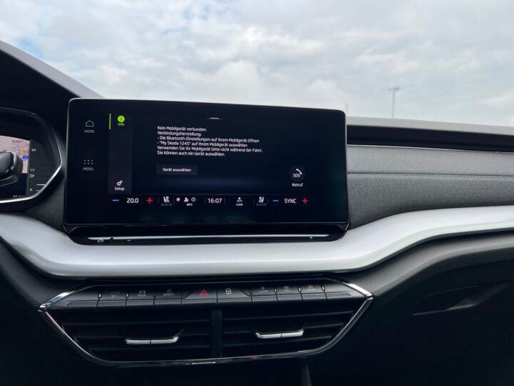 Abbildung Fahrzeugdetailansicht Skoda Octavia - Nr. 21