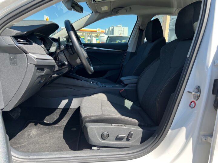 Abbildung Fahrzeugdetailansicht Skoda Octavia - Nr. 12