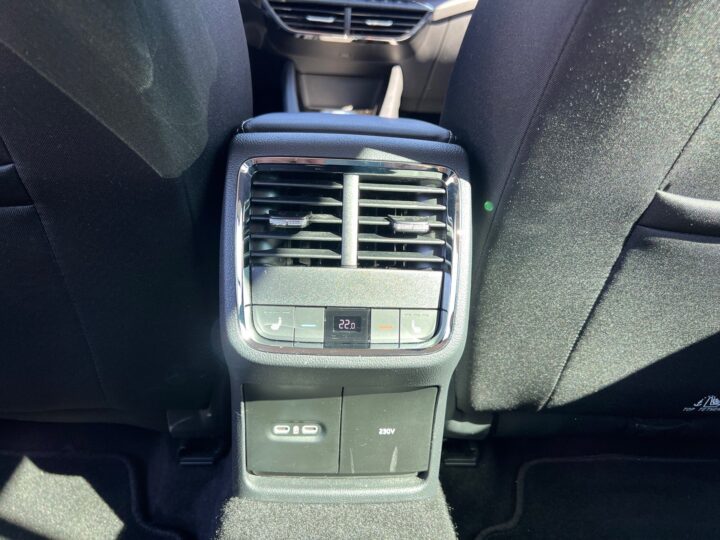 Abbildung Fahrzeugdetailansicht Skoda Octavia - Nr. 32