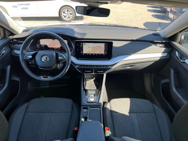 Abbildung Fahrzeugdetailansicht Skoda Octavia - Nr. 9