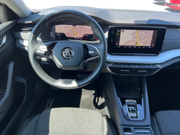 Abbildung Fahrzeugdetailansicht Skoda Octavia - Nr. 10