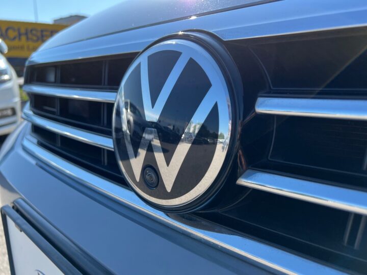 Abbildung Fahrzeugdetailansicht Volkswagen Passat Variant - Nr. 38