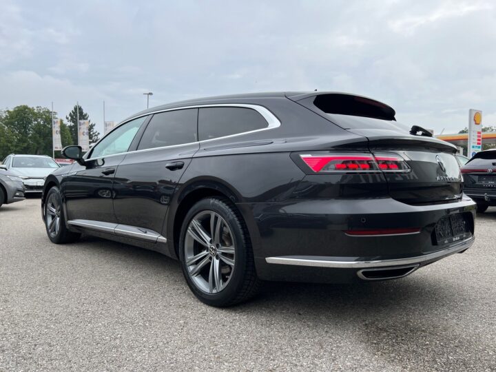 Abbildung Fahrzeugdetailansicht Volkswagen Arteon - Nr. 4