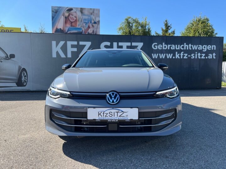 Abbildung Fahrzeugdetailansicht Volkswagen Golf Variant - Nr. 7
