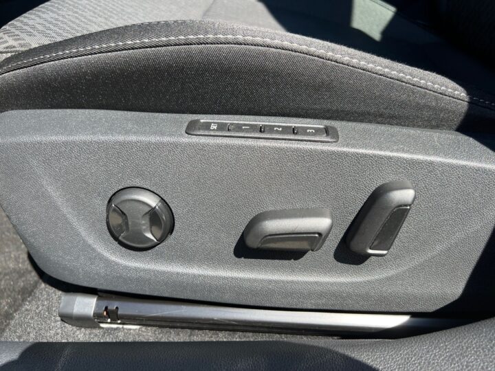 Abbildung Fahrzeugdetailansicht Skoda Octavia - Nr. 31