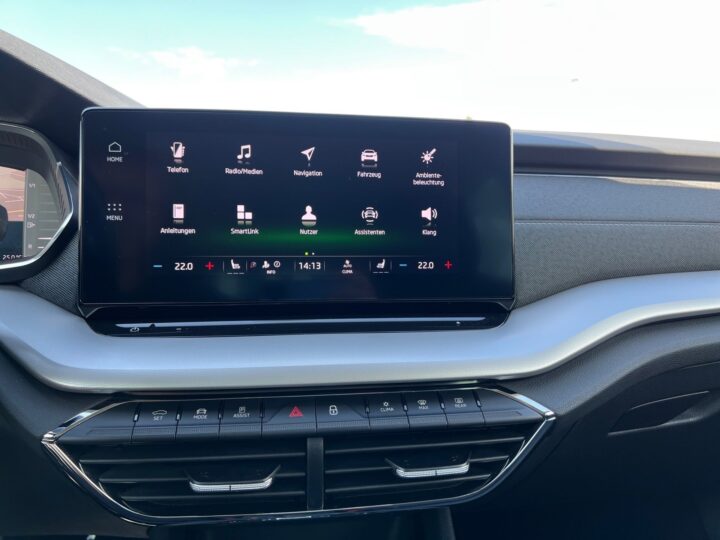 Abbildung Fahrzeugdetailansicht Skoda Octavia - Nr. 18