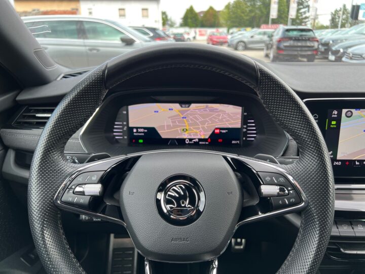 Abbildung Fahrzeugdetailansicht Skoda Octavia - Nr. 15