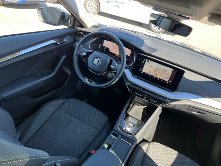 Abbildung Fahrzeugdetailansicht Skoda Octavia - Nr. 11