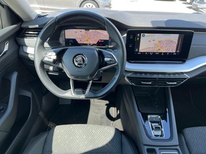 Abbildung Fahrzeugdetailansicht Skoda Octavia - Nr. 10