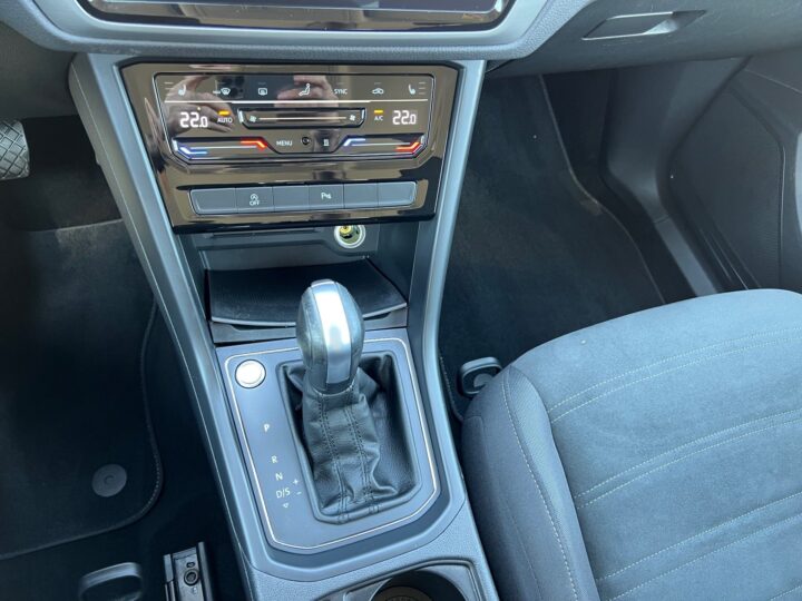 Abbildung Fahrzeugdetailansicht Volkswagen Touran - Nr. 46
