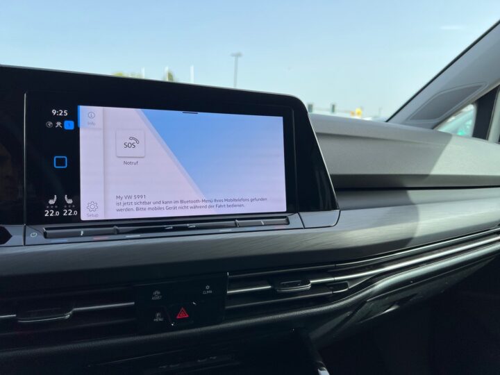 Abbildung Fahrzeugdetailansicht Volkswagen Golf Variant - Nr. 20