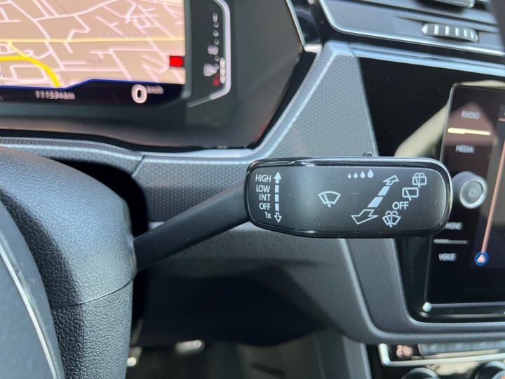 Abbildung Fahrzeugdetailansicht Volkswagen Touran - Nr. 43