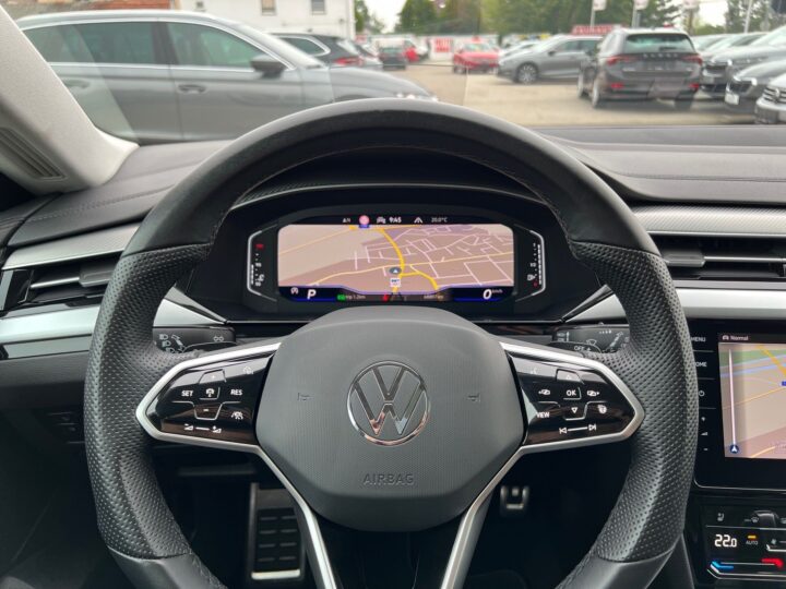 Abbildung Fahrzeugdetailansicht Volkswagen Arteon - Nr. 15