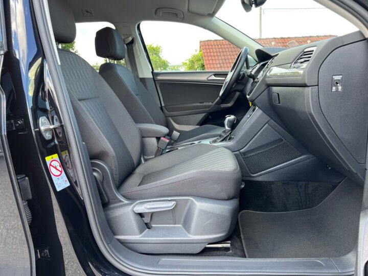Abbildung Fahrzeugdetailansicht Volkswagen Tiguan Allspace - Nr. 34