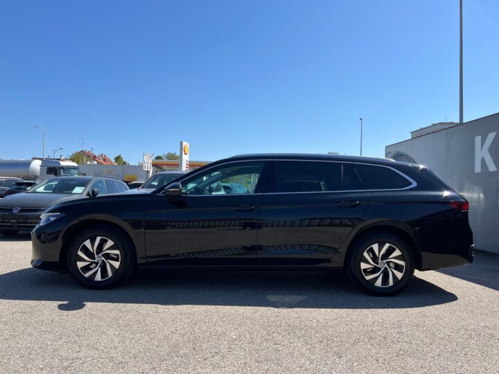 Abbildung Fahrzeugdetailansicht Volkswagen Passat Variant - Nr. 5