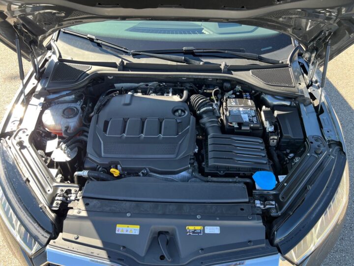 Abbildung Fahrzeugdetailansicht Skoda Octavia - Nr. 35