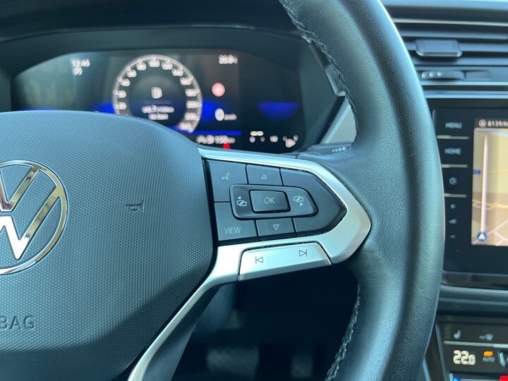 Abbildung Fahrzeugdetailansicht Volkswagen Touran - Nr. 40