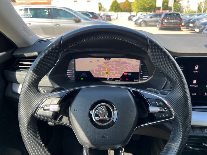 Abbildung Fahrzeugdetailansicht Skoda Octavia - Nr. 15
