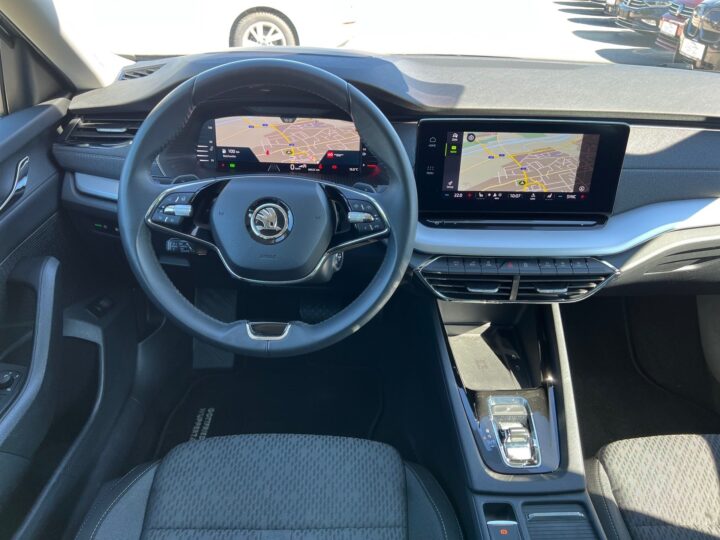 Abbildung Fahrzeugdetailansicht Skoda Octavia - Nr. 10