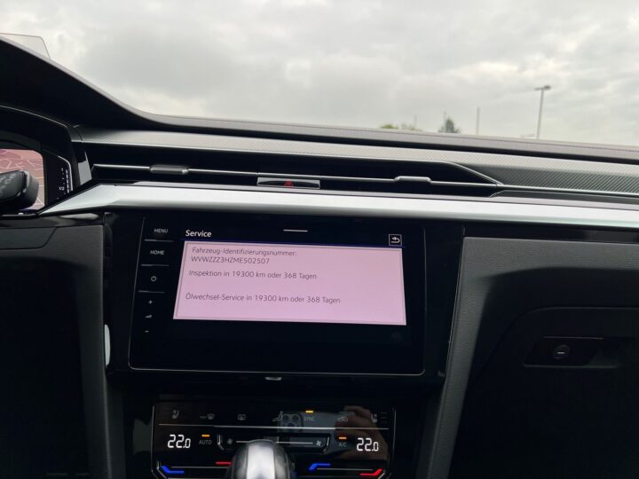 Abbildung Fahrzeugdetailansicht Volkswagen Arteon - Nr. 26