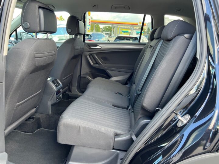 Abbildung Fahrzeugdetailansicht Volkswagen Tiguan Allspace - Nr. 13