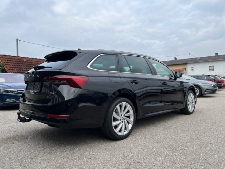 Abbildung Fahrzeugdetailansicht Skoda Octavia - Nr. 2