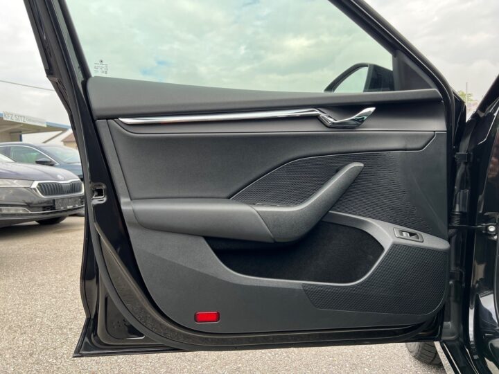 Abbildung Fahrzeugdetailansicht Skoda Octavia - Nr. 30