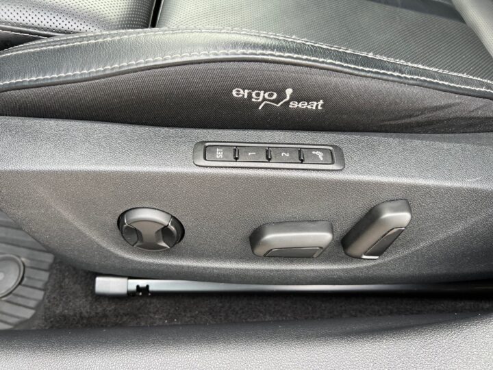 Abbildung Fahrzeugdetailansicht Skoda Octavia - Nr. 32