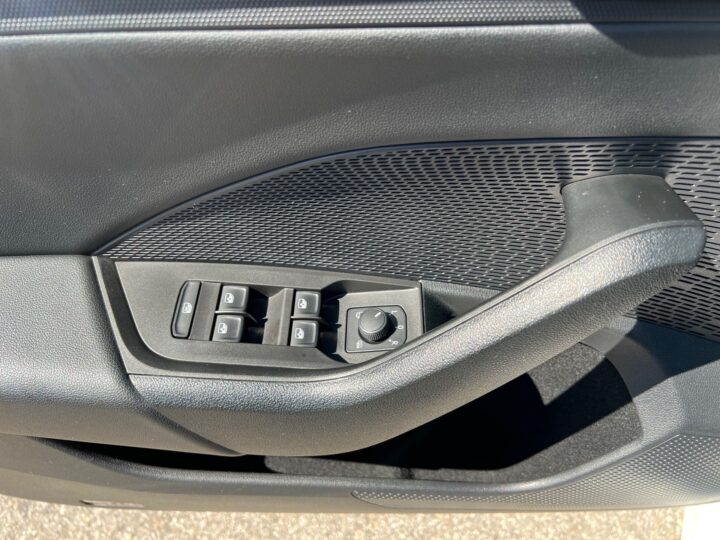 Abbildung Fahrzeugdetailansicht Skoda Octavia - Nr. 30