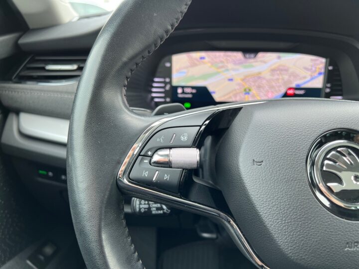 Abbildung Fahrzeugdetailansicht Skoda Octavia - Nr. 45