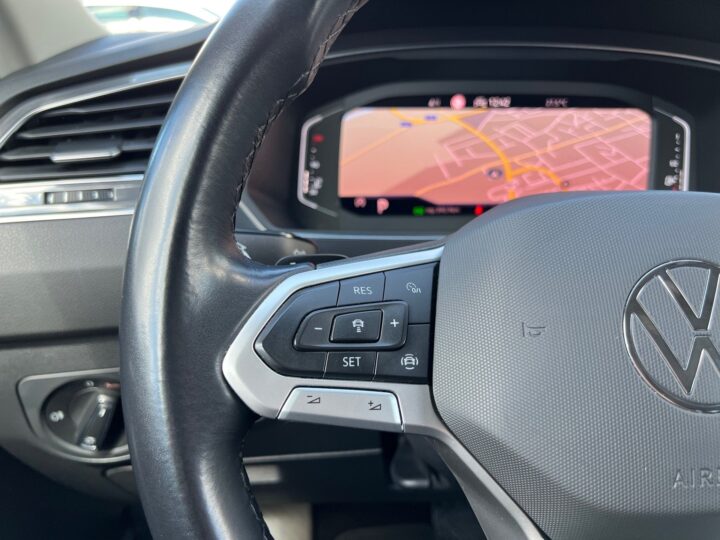 Abbildung Fahrzeugdetailansicht Volkswagen Tiguan Allspace - Nr. 41