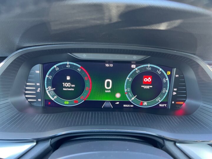 Abbildung Fahrzeugdetailansicht Skoda Octavia - Nr. 16