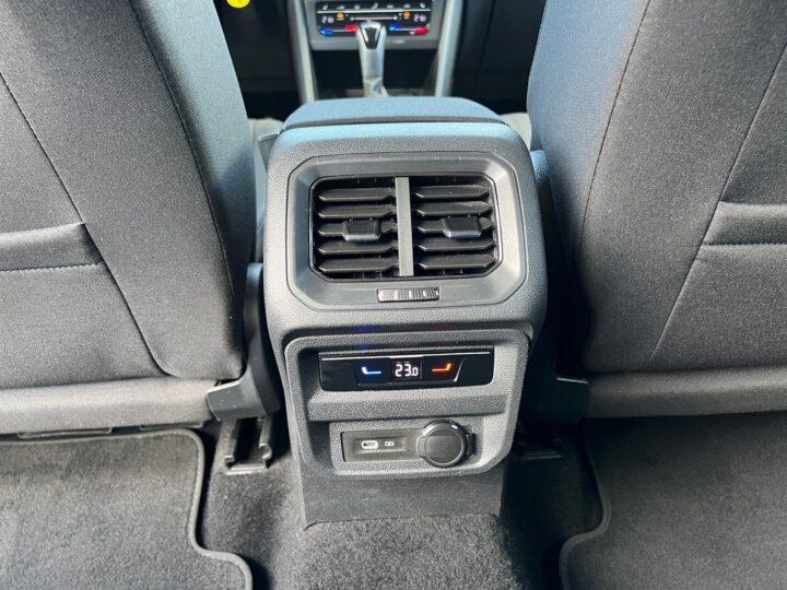 Abbildung Fahrzeugdetailansicht Volkswagen Tiguan Allspace - Nr. 31