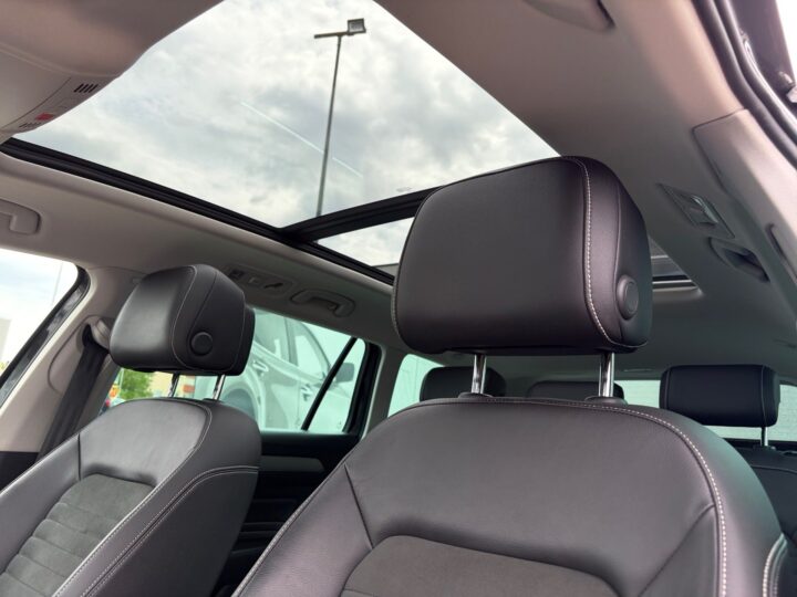 Abbildung Fahrzeugdetailansicht Volkswagen Passat - Nr. 31