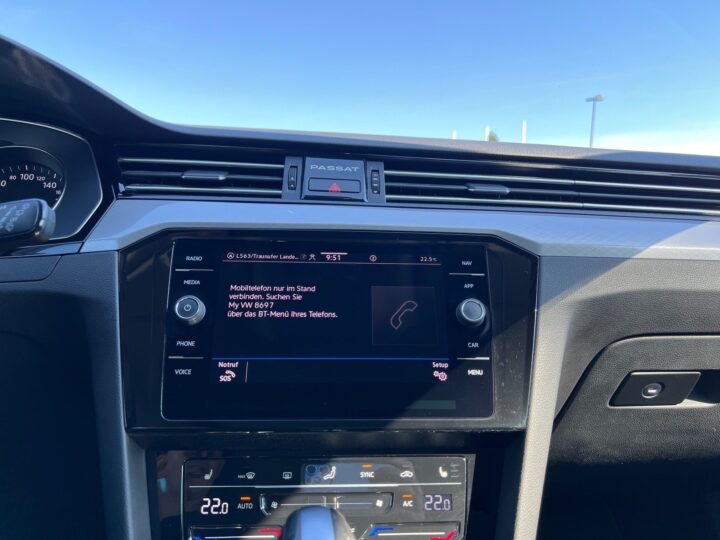 Abbildung Fahrzeugdetailansicht Volkswagen Passat Variant - Nr. 21